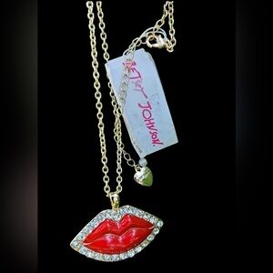 BETSEY JOHNSON Crystal-Circled Red Lips Smile Happy Sexy Chain Necklace NEW NWT